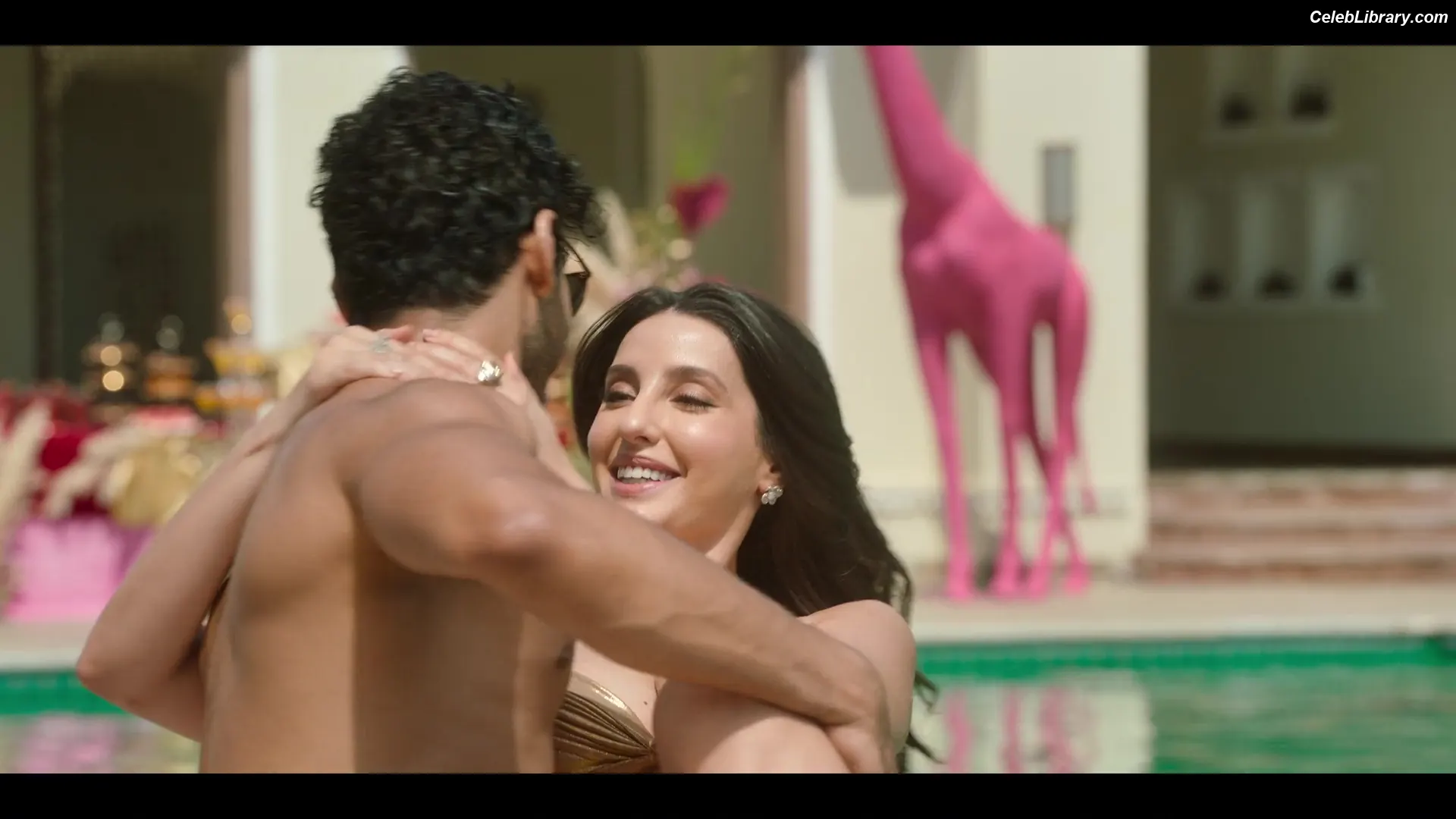 Nora Fatehi photo 3 of 378