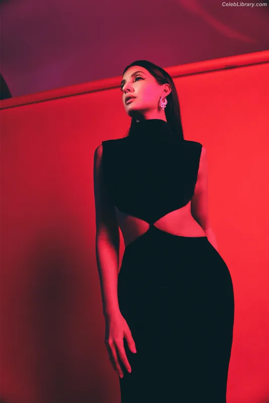 Nora Fatehi photo 8 of 379