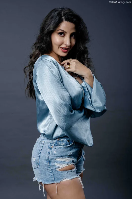 Nora Fatehi photo 18 of 379