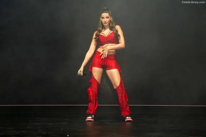 Nora Fatehi photo 5 of 379