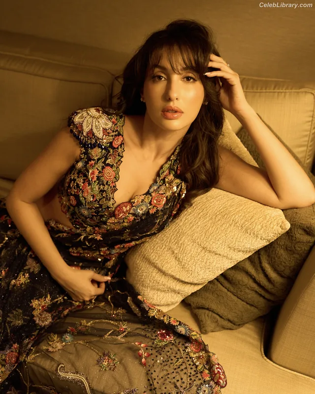 Nora Fatehi photo 10 of 379
