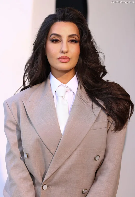Nora Fatehi photo 17 of 379