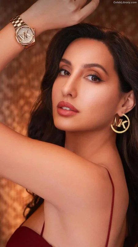Nora Fatehi photo 7 of 379