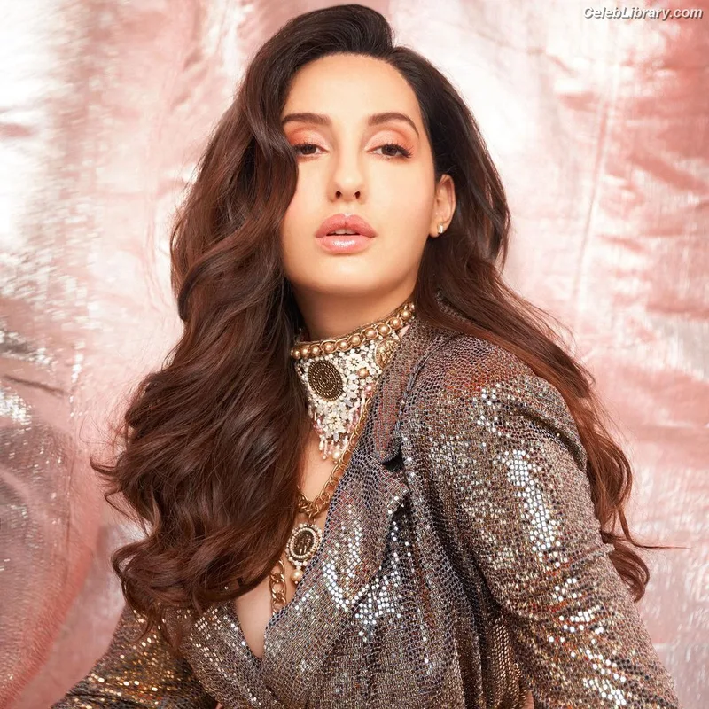 Nora Fatehi photo 15 of 379