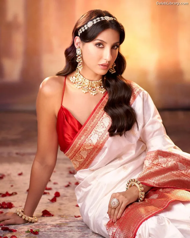 Nora Fatehi photo 18 of 379