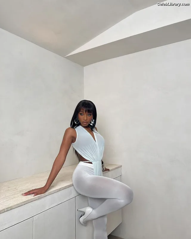 Normani photo 7 of 520