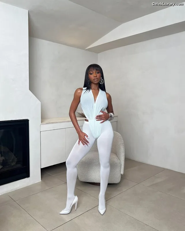 Normani photo 4 of 520