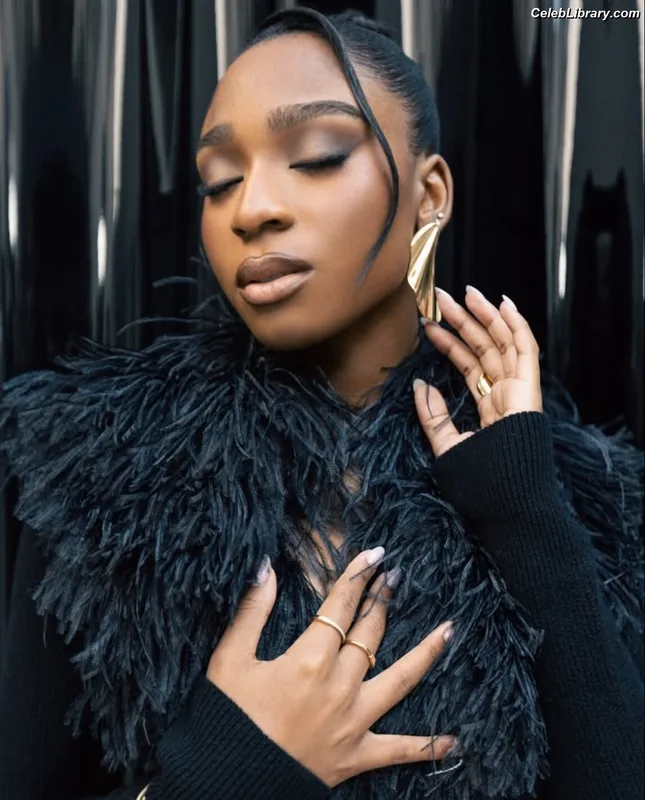 Normani photo 1 of 520