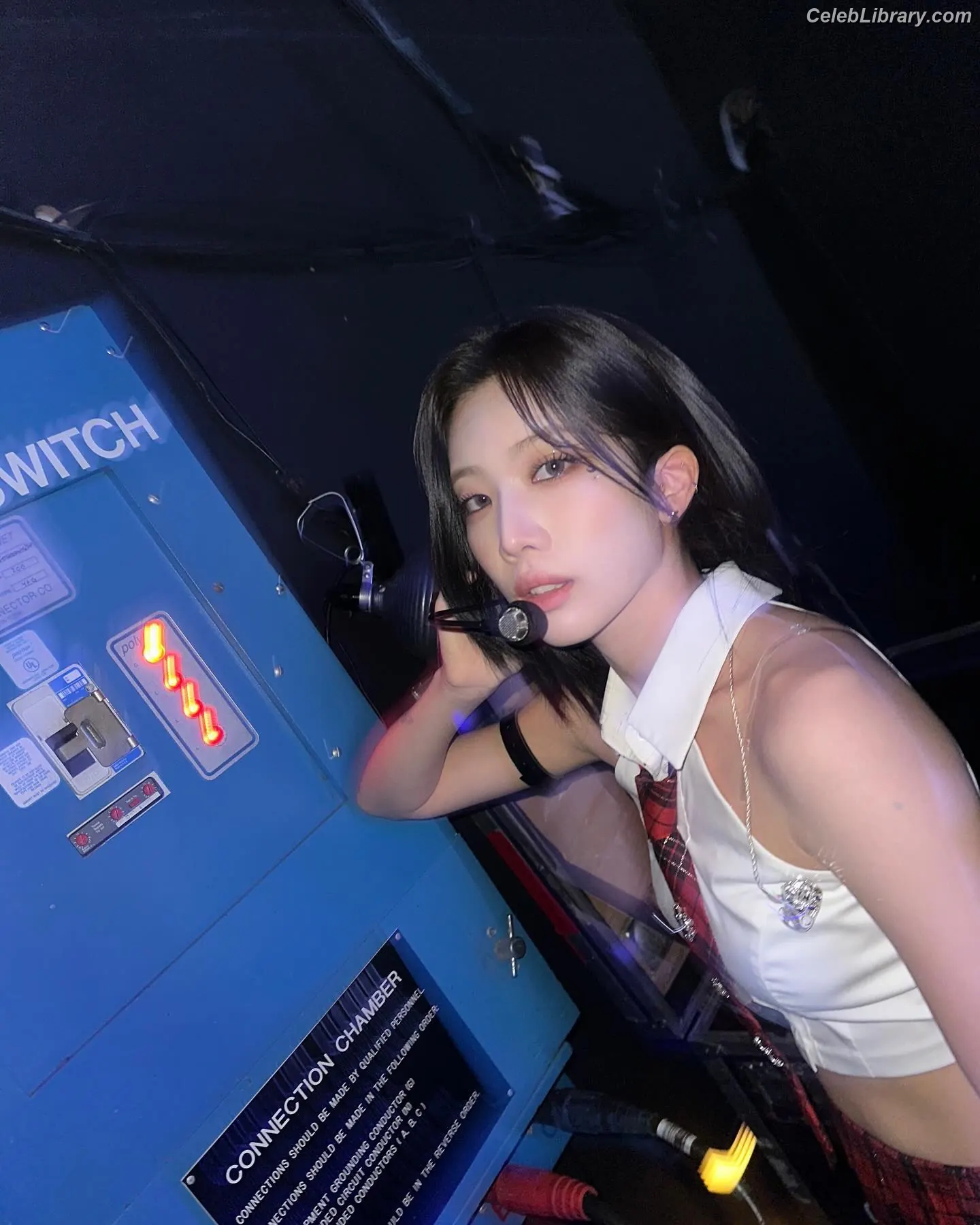 Odd Eye Circle photo 13 of 204