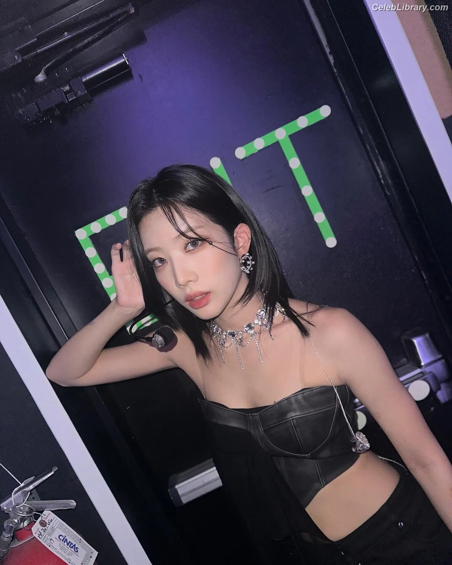 Odd Eye Circle photo 19 of 204
