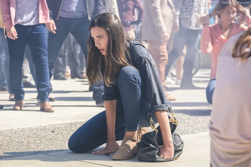 Odette Annable photo 9 of 90