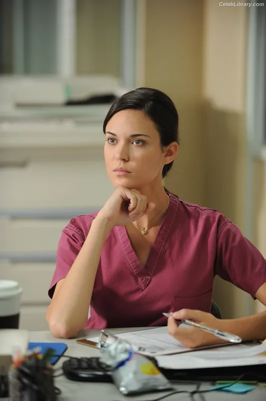 Odette Annable photo 17 of 90