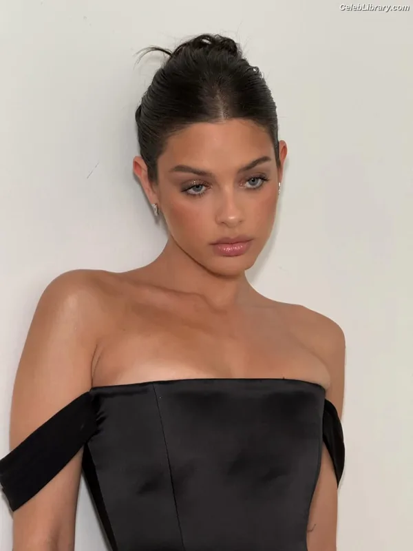Odeya Rush photo 20 of 153