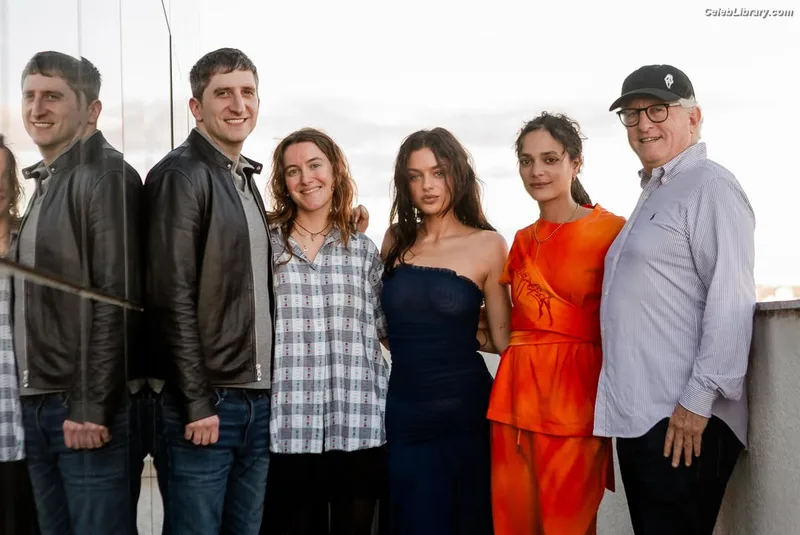 Odeya Rush photo 8 of 153
