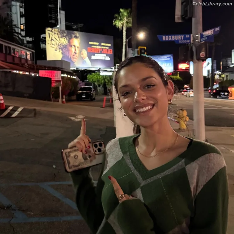 Odeya Rush photo 3 of 153