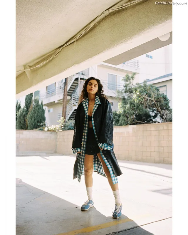 Odeya Rush photo 14 of 153