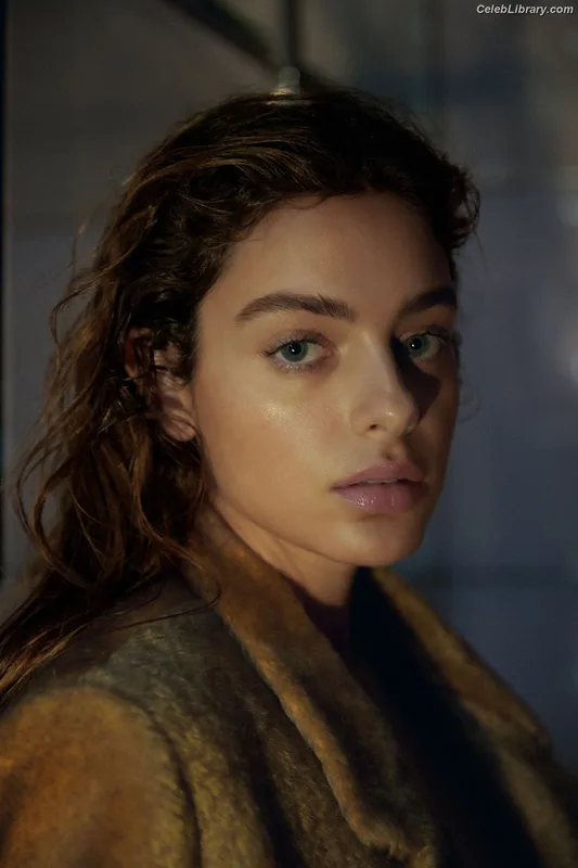 Odeya Rush photo 20 of 153