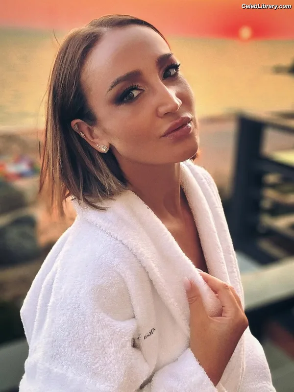 Olga Buzova photo 7 of 79