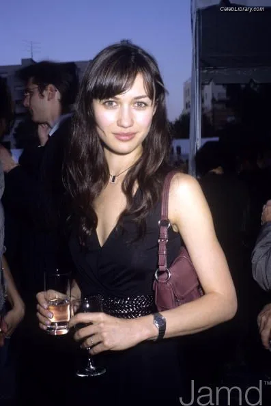Olga Kurylenko photo 12 of 310