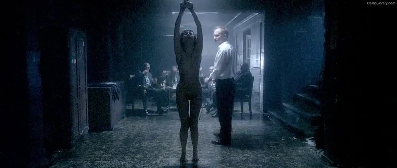 Olga Kurylenko photo 17 of 310