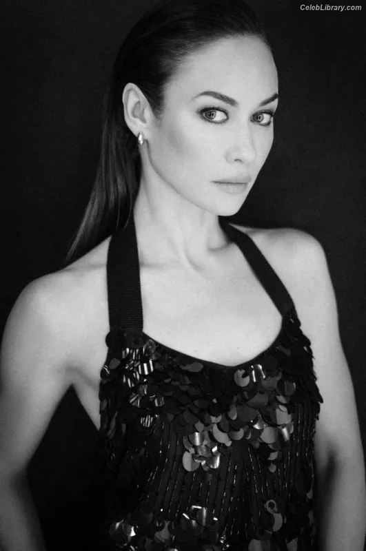 Olga Kurylenko photo 11 of 310