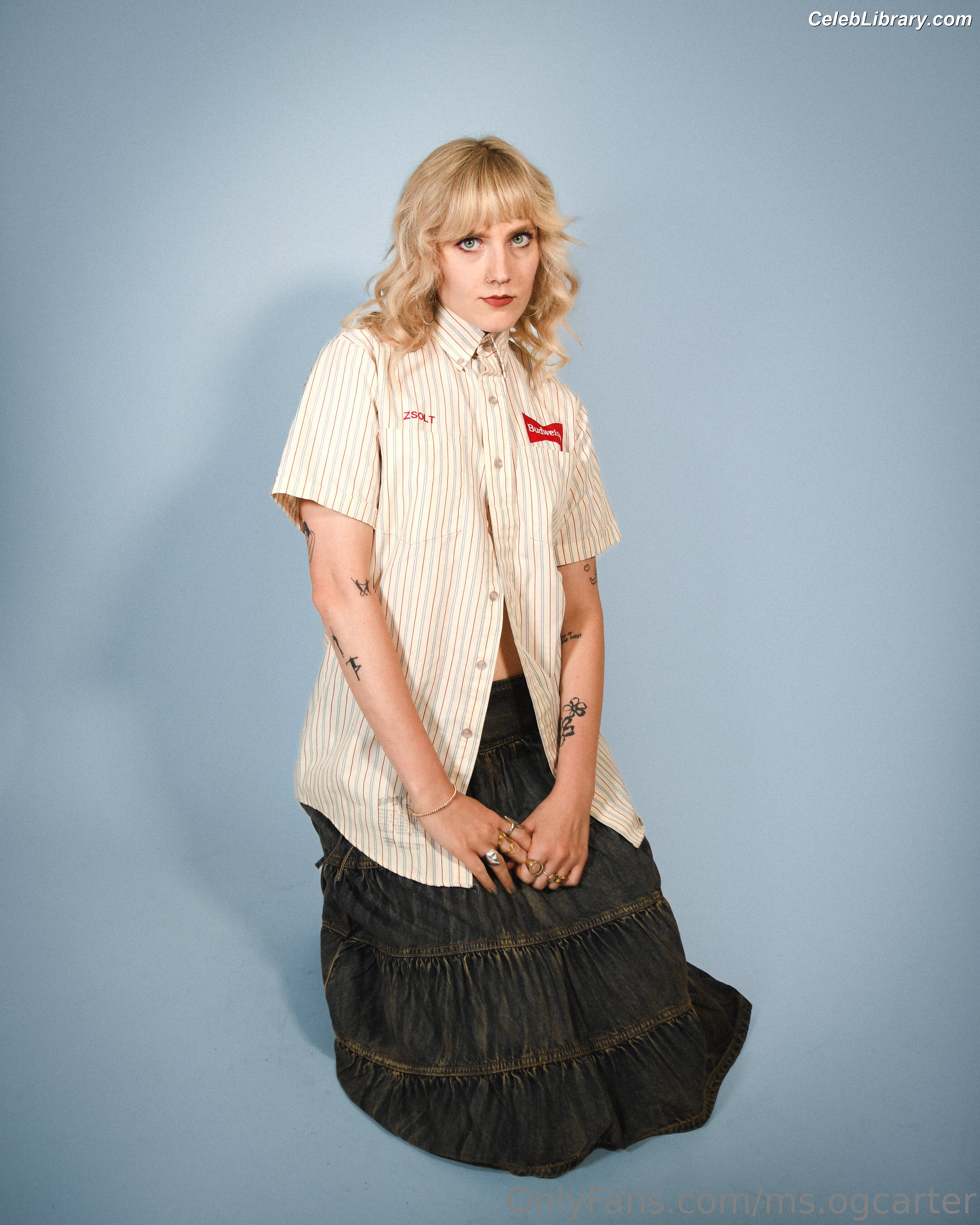 Olivia Carter photo 1 of 86