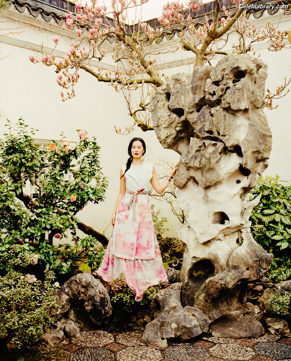 Olivia Cheng photo 2 of 23