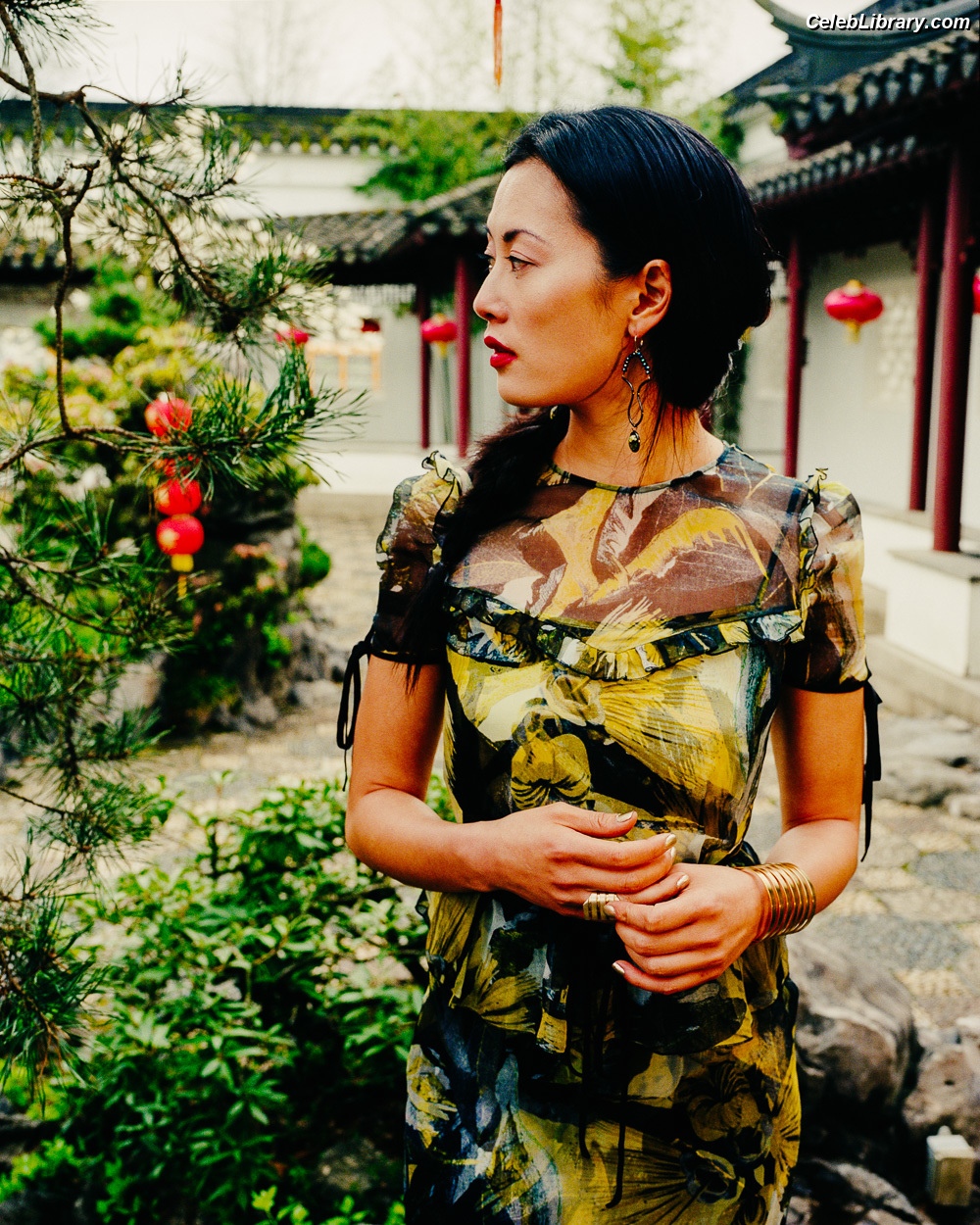 Olivia Cheng photo 3 of 23