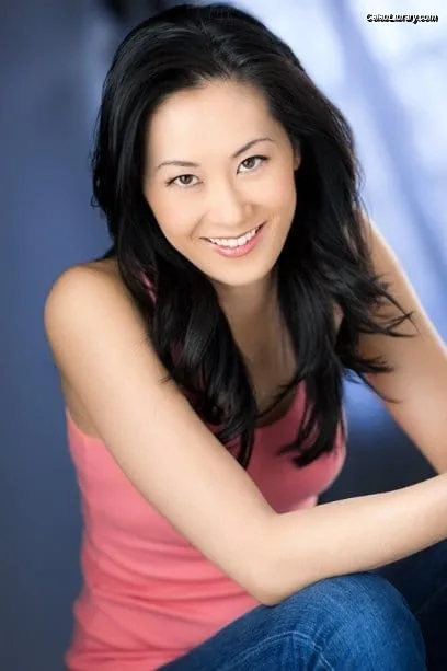 Olivia Cheng photo 8 of 23