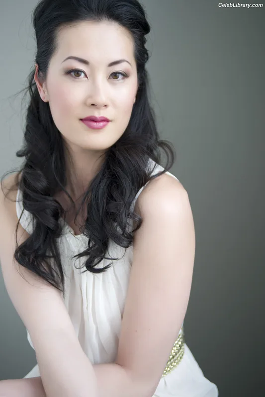Olivia Cheng photo 7 of 23