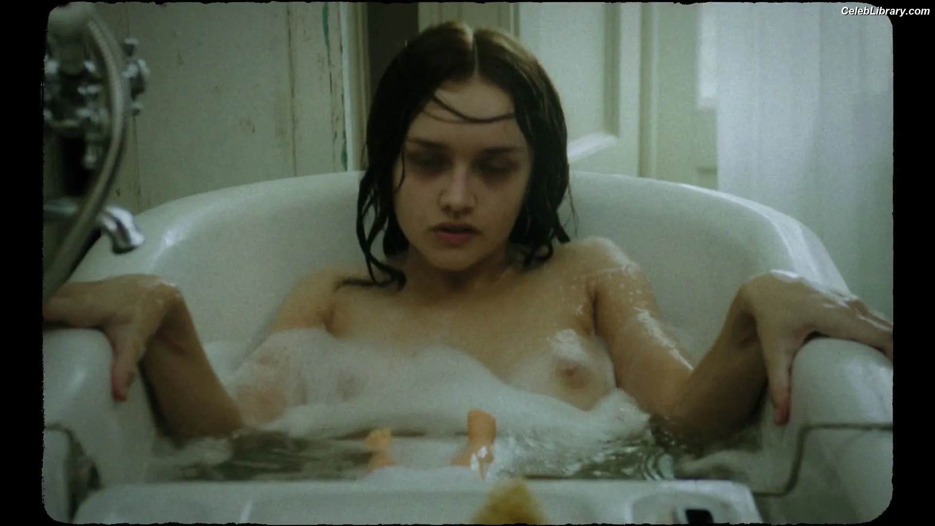 Olivia Cooke photo 22 of 600