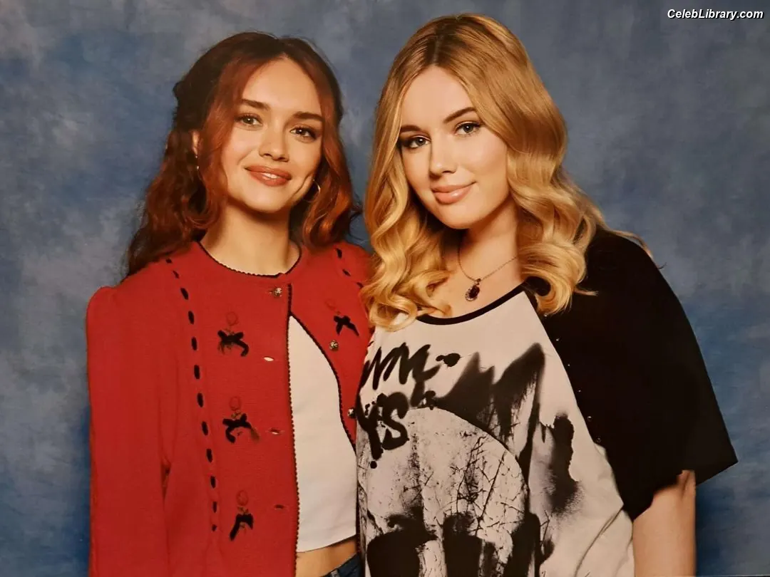 Olivia Cooke photo 21 of 600