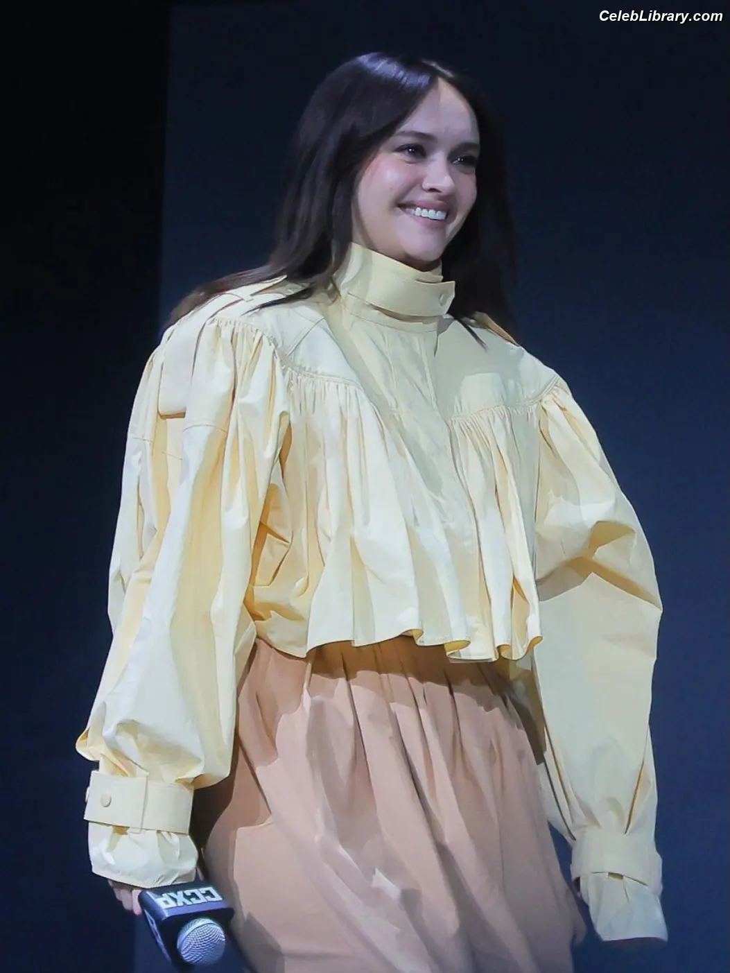 Olivia Cooke photo 13 of 600