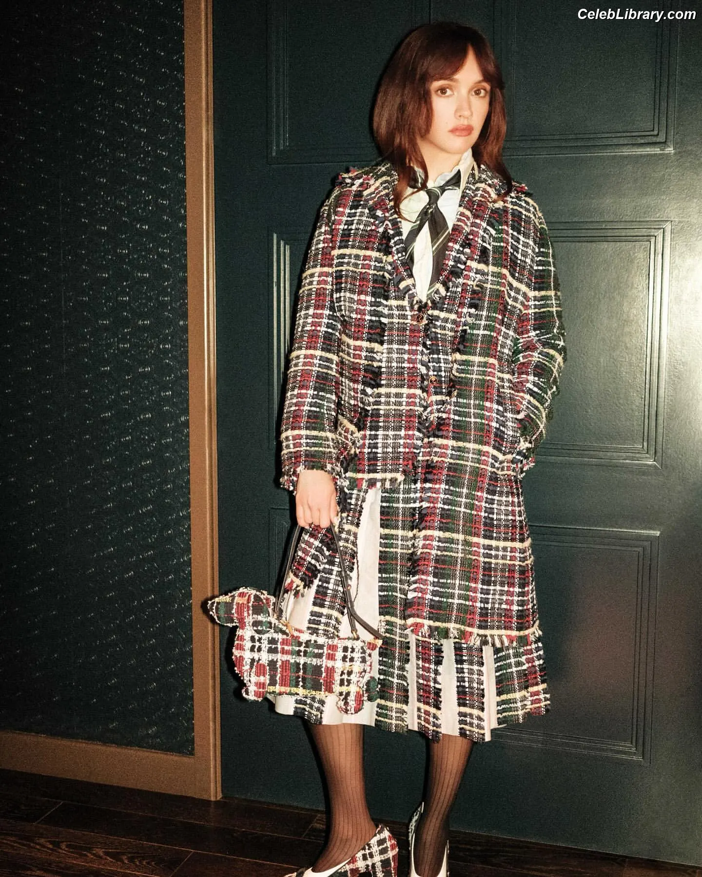 Olivia Cooke photo 3 of 600