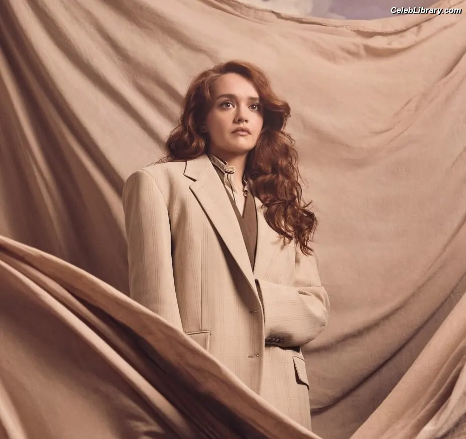 Olivia Cooke photo 17 of 600