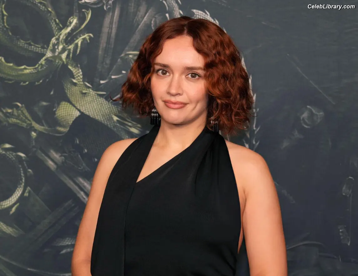 Olivia Cooke photo 1 of 600