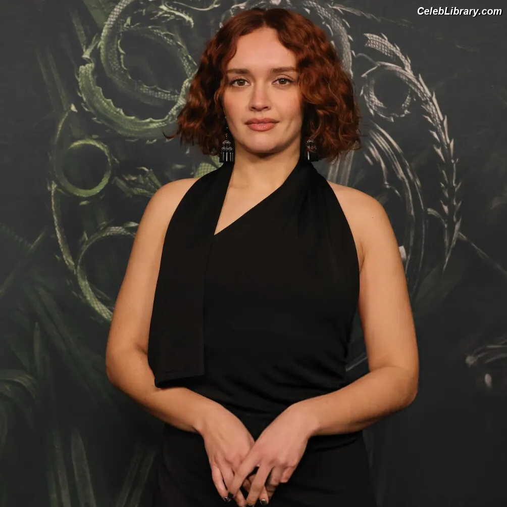 Olivia Cooke photo 3 of 600