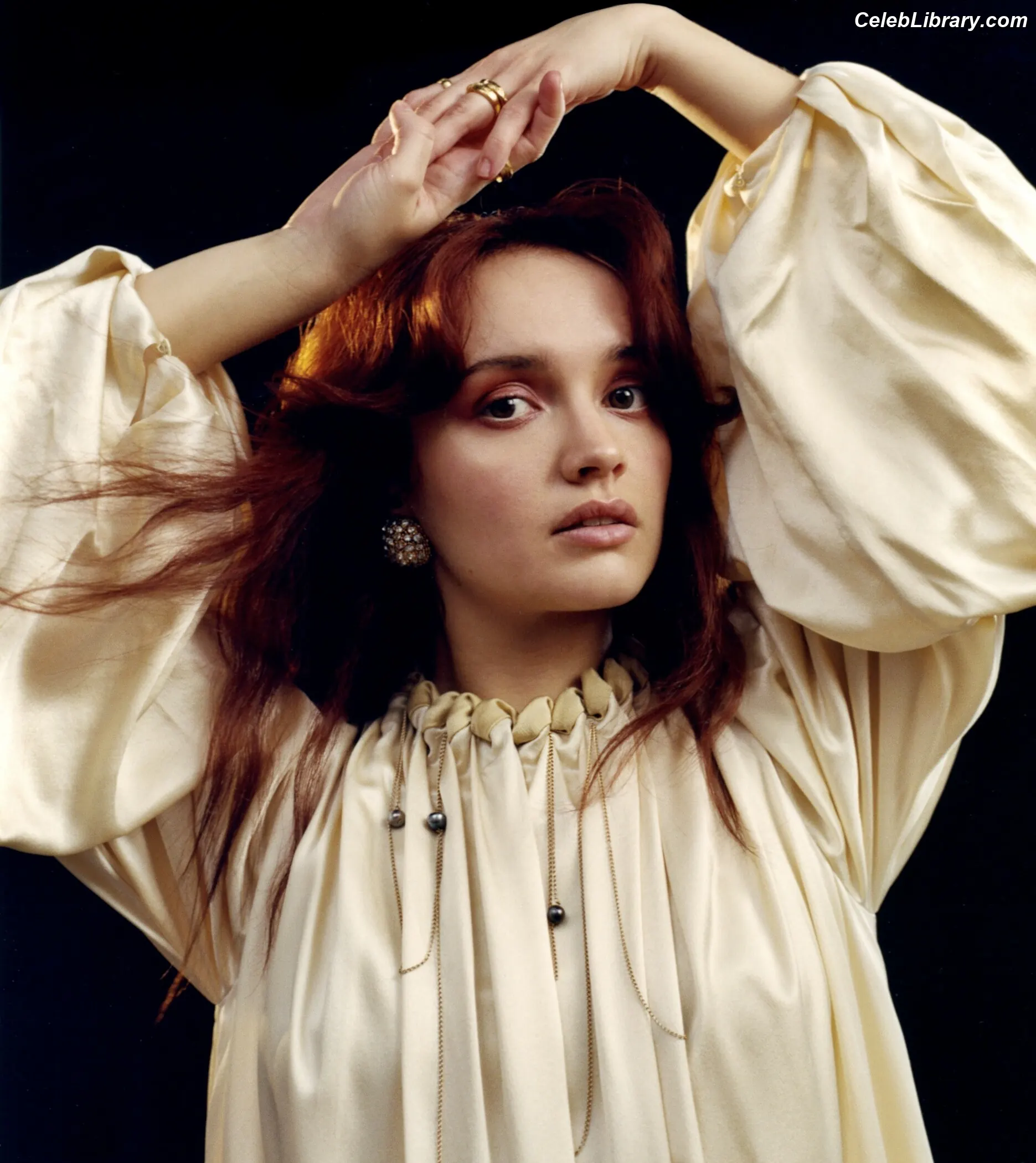 Olivia Cooke photo 14 of 600