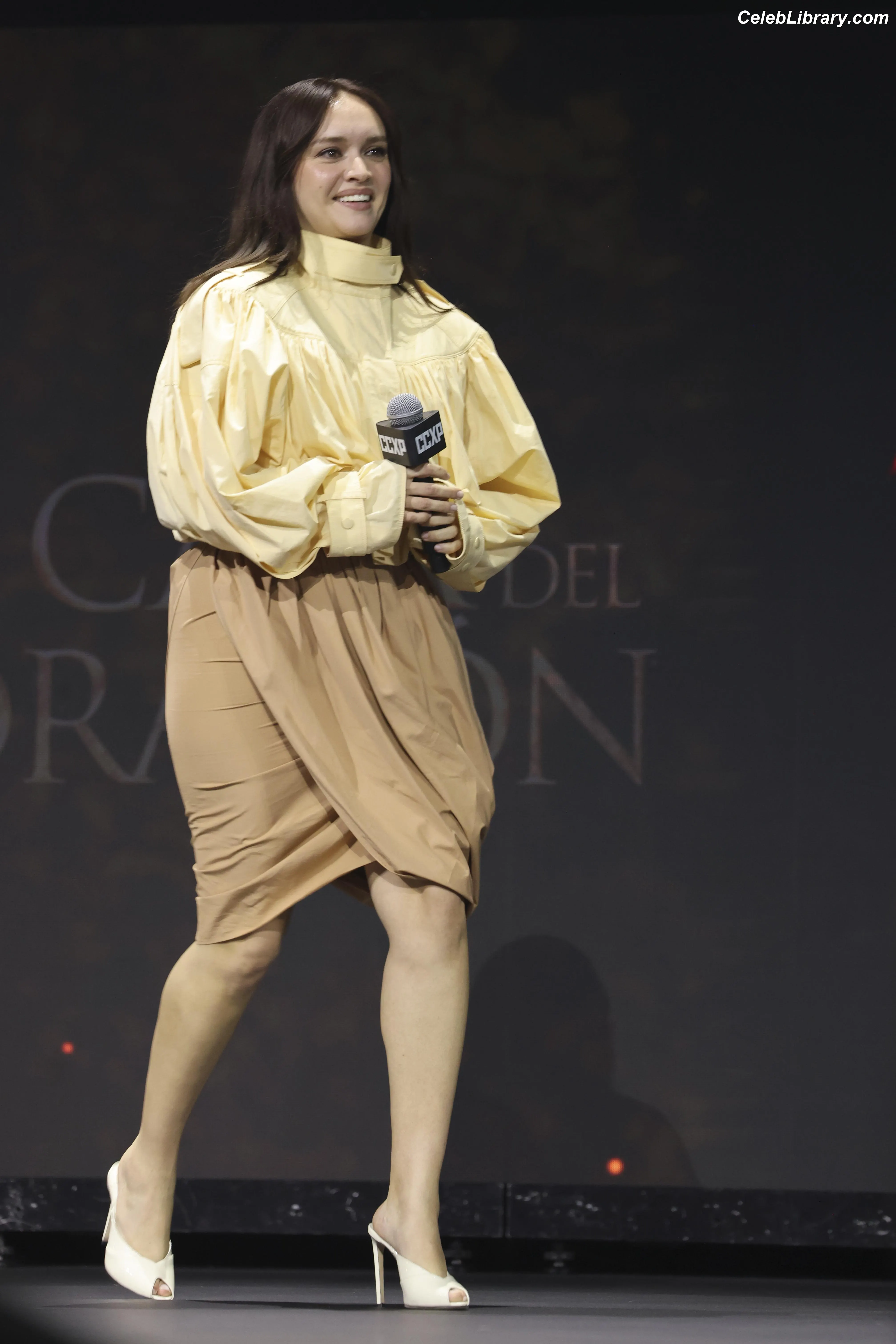 Olivia Cooke photo 20 of 600