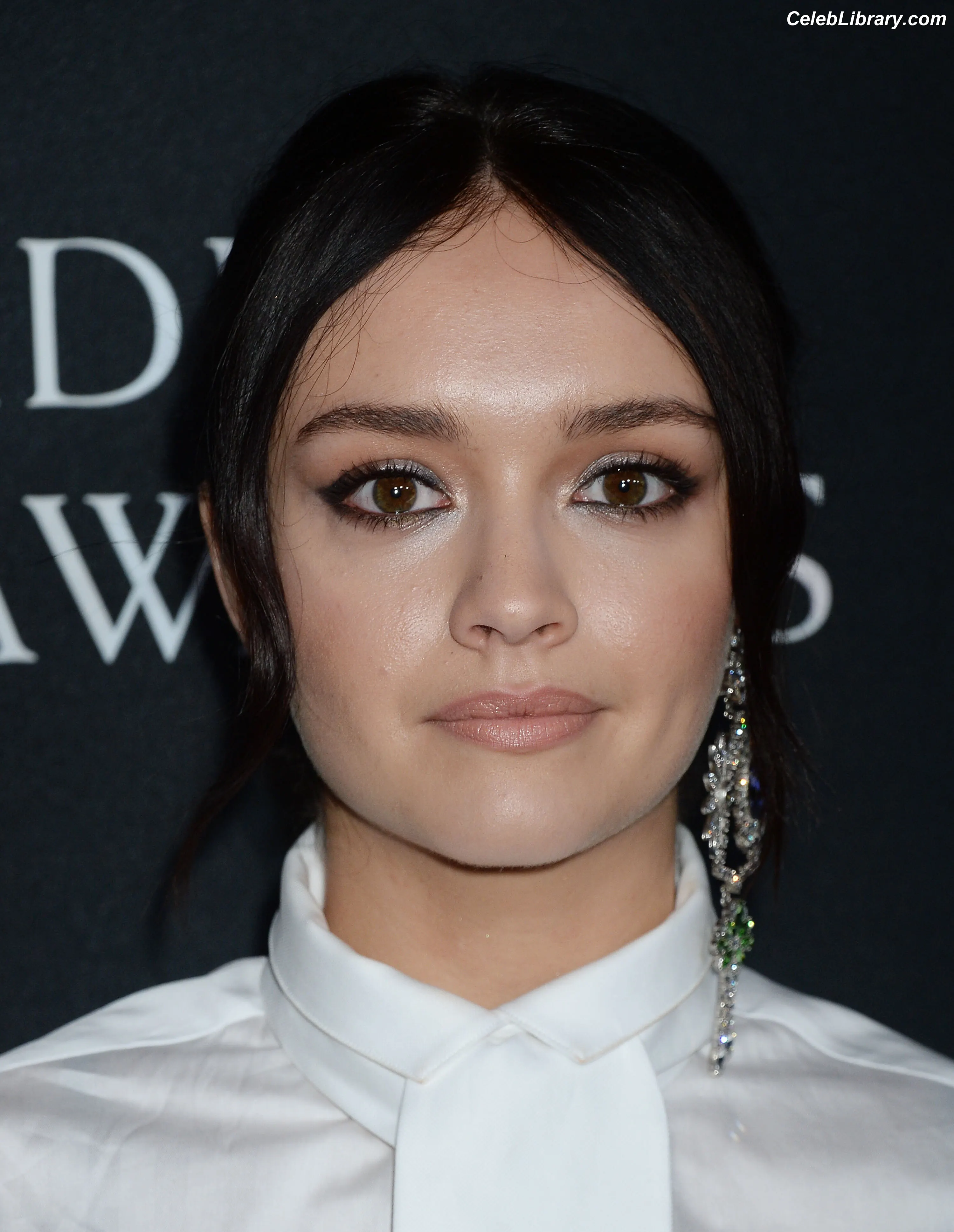 Olivia Cooke photo 5 of 600