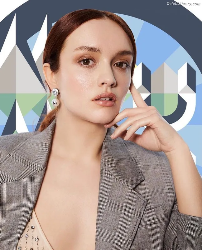 Olivia Cooke photo 13 of 601