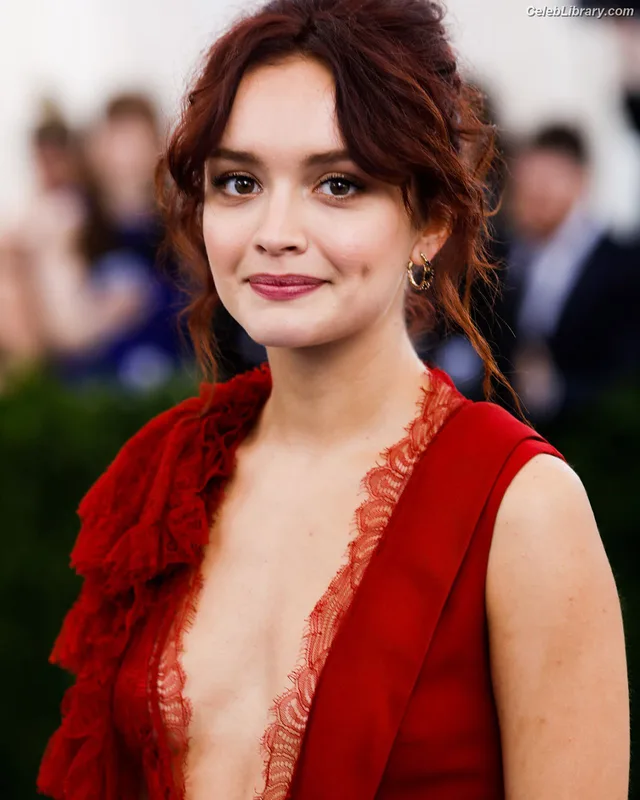 Olivia Cooke photo 21 of 601
