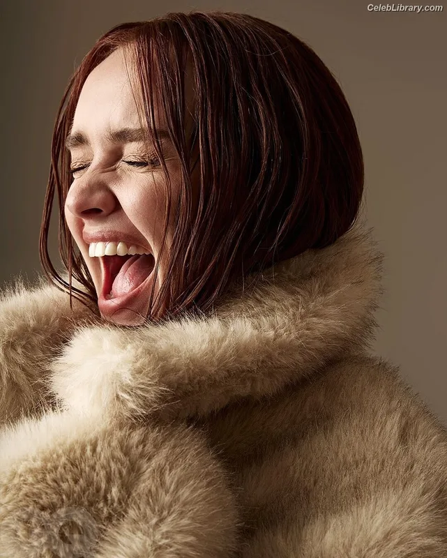 Olivia Cooke photo 13 of 601