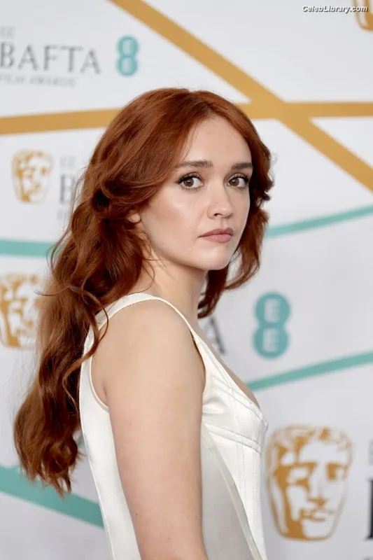 Olivia Cooke photo 8 of 601