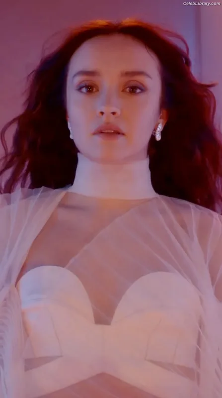 Olivia Cooke photo 5 of 601
