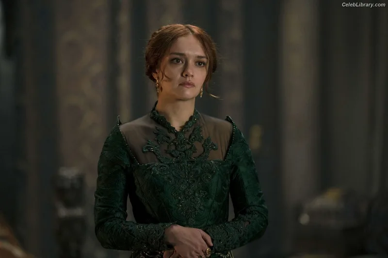 Olivia Cooke photo 6 of 601