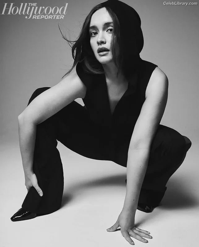 Olivia Cooke photo 24 of 601