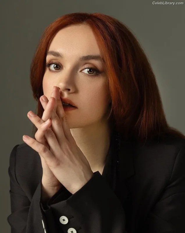 Olivia Cooke photo 10 of 601