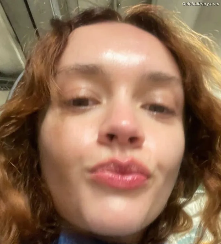 Olivia Cooke photo 13 of 601