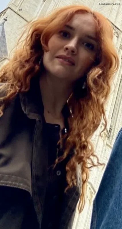 Olivia Cooke photo 17 of 601
